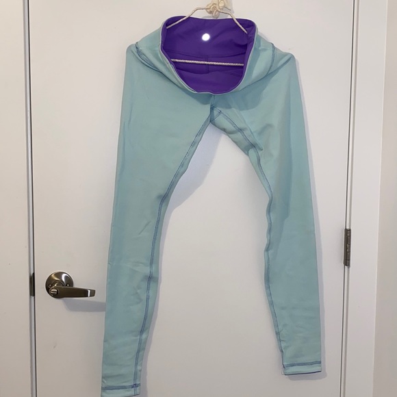 Lululemon Wunder Under - Picture 2 of 9